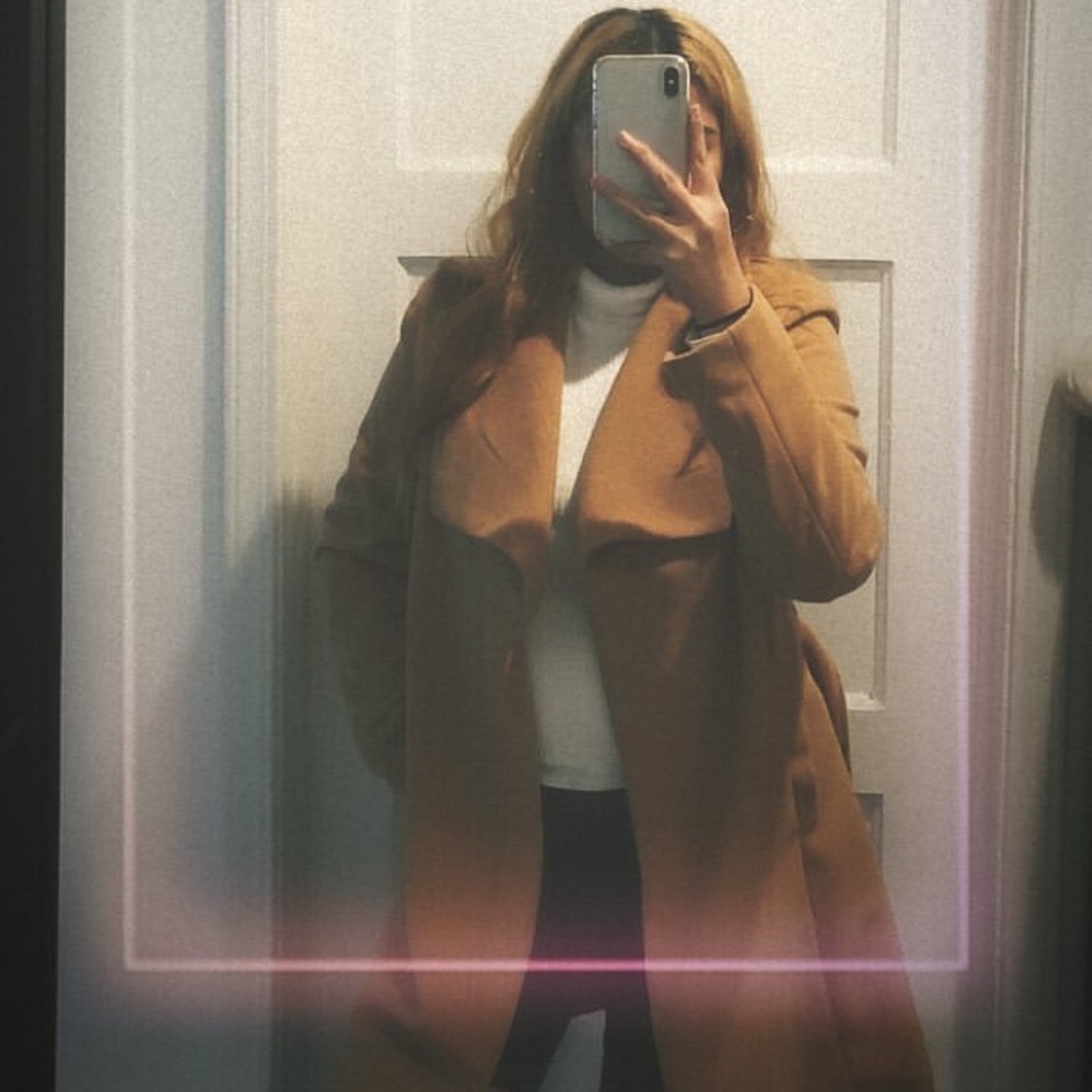 Meet your Posher, Gina